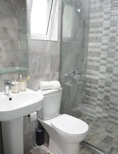 شقة Airy Flat At Xenios Avlais اليكاناس