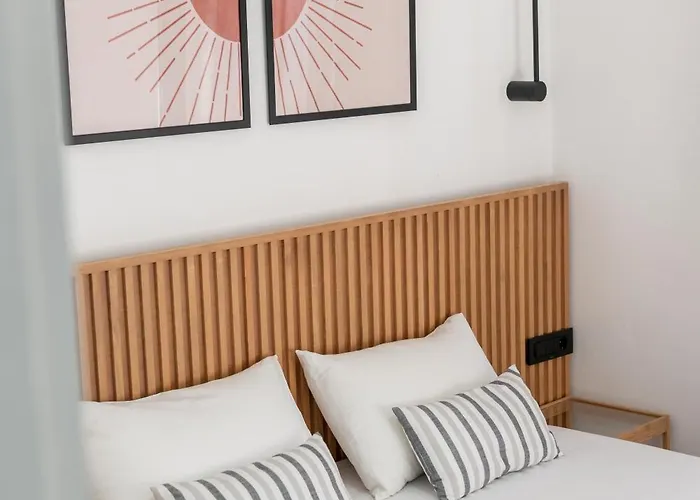 Апартаменты Airy Flat At Xenios Avlais Аликанас
