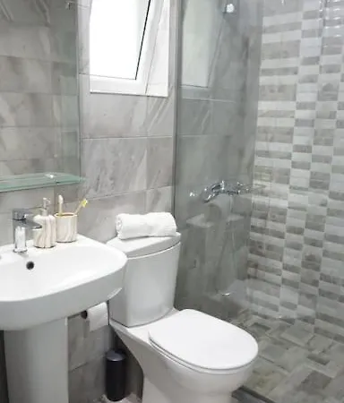 아파트 Airy Flat At Xenios Avlais 알리카나스