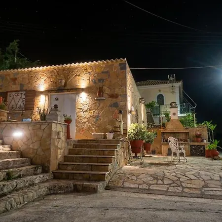 Airy Flat At Xenios Avlais 아파트